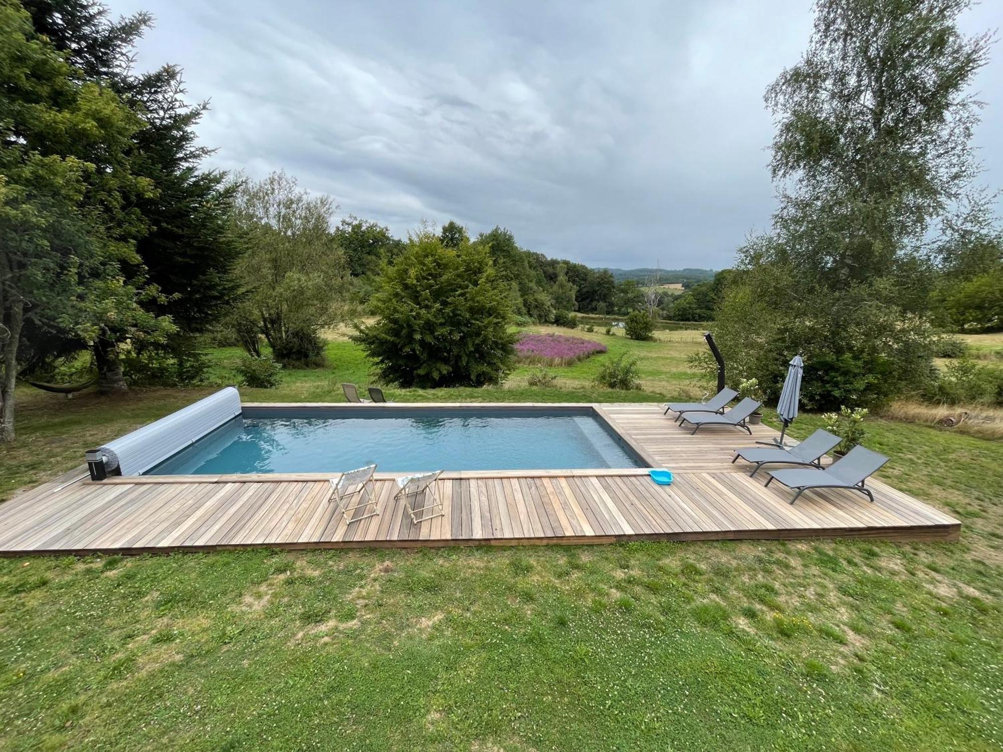 Une Pause En Correze Sarroux Luaran gambar