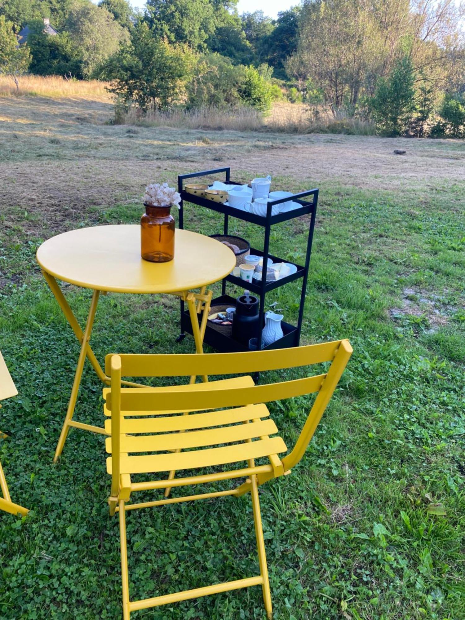 Une Pause En Correze Sarroux Luaran gambar